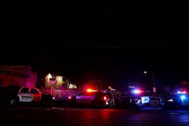 La police sur les lieux de la fusillade, à Sacramento.