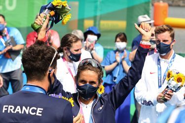 Les Bleus ont décroché la médaille de bronze du relais mixte des Jeux de Tokyo samedi, première médaille olympique française de l'histoire de la discipline.
