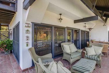 La maison de Brooke Shields à Pacific Palisades (Los Angeles) a été mise en vente pour 8,195 millions de dollars