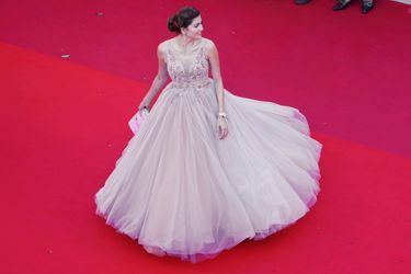 Blanca Blanco lors de la montée des marches du film « Aline » au Festival de Cannes, ce mardi 13 juillet 2021.