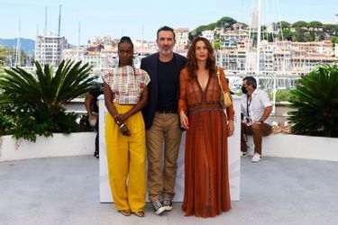 Fatou N'Diaye, Jean Dujardin et Natacha Lindinger