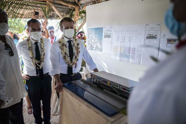  Emmanuel Macron a inauguré le chantier d’un abri anti-cyclonique, dans l’archipel des Tuamotu.