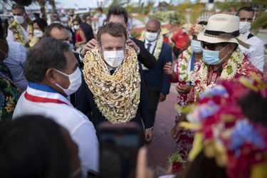 Arrivée d&#039;Emmanuel Macron à Manihi dans l’archipel des Tuamotu.