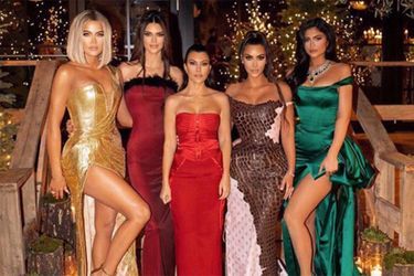 Khloé, Kendall, Kourtney, Kim et Kylie réunies sur un cliché de Noël