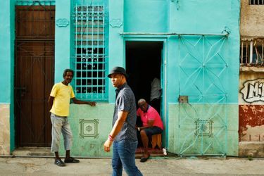 Roberto Fonseca dans les rues de La Havane. 