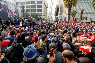 Manifestation devant le Parlement à Tunis, le 26 juillet 2021.