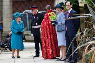 La reine Elizabeth II en visite à la cathédrale de Manchester, le 8 juillet 2021