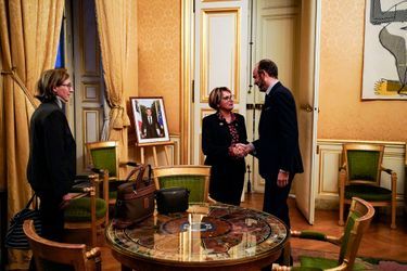 A Matignon le Premier ministre Edouard Phillippe reçoit la Présidente des Union Nationale des Associations Familiales, Marie Andrée Blanc le lundi 9 Décembre 2019.