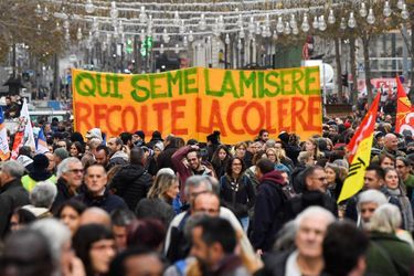 Manifestation contre la réforme des retraites, jeudi, à Marseille.