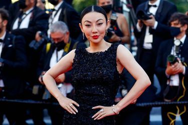 Jessica Wang sur le tapis rouge du 74e Festival de Cannes pour la montée des marches du film «L'Histoire de ma femme» le 14 juillet 2021