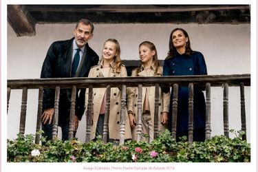 Carte de voeux de la reine Letizia, du roi Felipe VI d&#039;Espagne et de leurs filles, dévoilée en décembre 2019