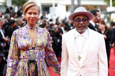Tonya Lewis Lee et Spike Lee sur le tapis rouge du 74e Festival de Cannes pour la montée des marches du film «The French Dispatch» le 12 juillet 2021