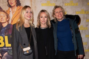 Chloe Jouannet, Audrey Lamy, et Alexandra Lamy, à l'avant-premiere du film "Les Invisibles" le 7 janvier 2019 à Paris. 