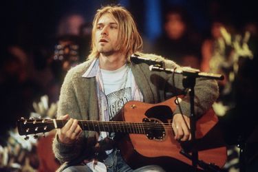 Kurt Cobain portant le gilet lors de l&#039;enregistrement de MTV Unplugged à New York en novembre 1993
