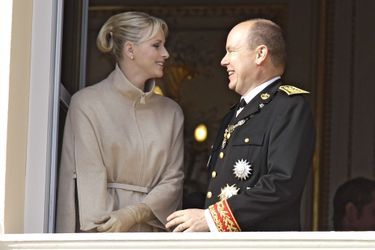 La princesse Charlène et le prince Albert II de Monaco, le 19 novembre 2011, lors de la Fête nationale