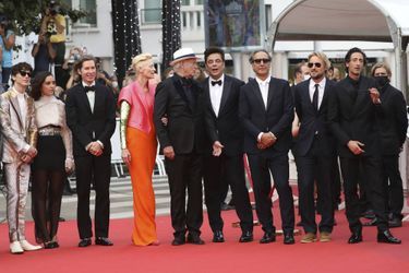 L&#039;équipe du film «The French Dispatch» sur le tapis rouge du 74e Festival de Cannes pour la montée des marches le 12 juillet 2021
