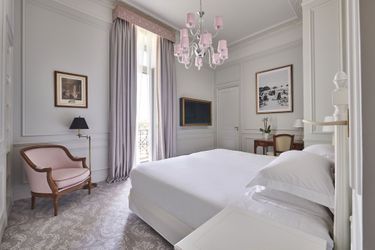 Une des suites Deluxe, avec vue Océan, de l&#039;Hôtel du Palais.