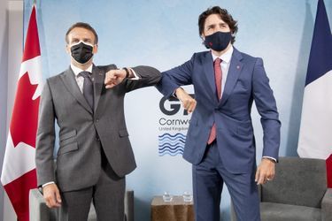 Emmanuel Macron avec Justin Trudeau samedi 12 juin au G7, de Carbis Bay dans les Cornouailles. 