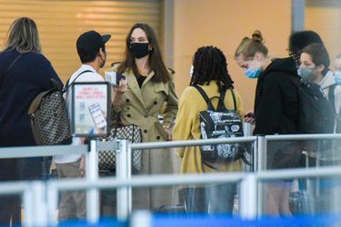 Angelina Jolie à l&#039;aéroport de New York-JFK avec ses enfants le 11 juin 2021