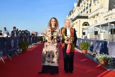 Marisa Berenson et Brigitte Fossey (Swann d&#039;honneur) au Festival de Cabourg le 12 juin 2021
