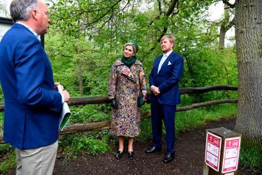 La reine Maxima et le roi Willem-Alexander des Pays-Bas à Bergen, le 27 mai 2021