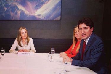 À Montréal, elle présente sa fondation Oceans 2050 à Justin Trudeau, Premier ministre du Canada.