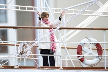 La reine Sonja de Norvège à bord du Norge, le 17 mai 2021