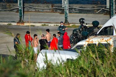Des milliers de migrants ont afflué vers l&#039;enclave espagnole de Ceuta.