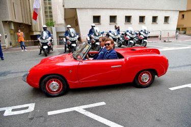 Pierre Casiraghi au volant d&#039;une Fiat de collection lors du Grand Prix de Formule 1 de Monaco le 23 mai 2021
