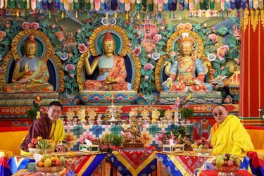 Le roi du Bhoutan Jigme Khesar Namgyel Wangchuck en visite dans l’est du royaume, en mars-avril 2021