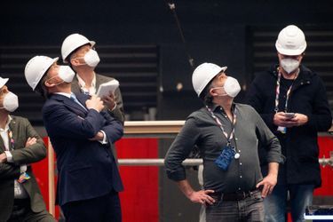 Le roi Willem-Alexander au stade Ahoy regarde l&#039;avancement des préparatifs pour le concours de l&#039;Eurovision, qui se déroulera à Rotterdam entre les 18 et 22 mai prochains