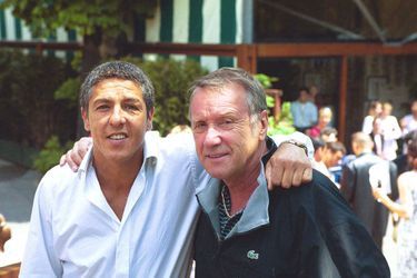 Samy Naceri et Yves Rénier, en 2001.