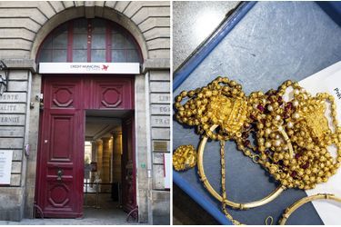 La plus ancienne institution financière parisienne s’installe au 55 rue des  Francs-Bourgeois en 1777. La Ville de Paris en est l’unique actionnaire.  Du lundi au samedi, les clients font estimer leurs objets, neuf fois sur dix un bijou. La moitié de leur valeur peut leur être prêtée immédiatement. 