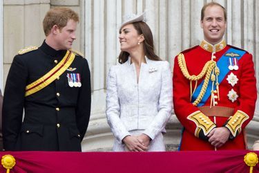 Harry, Kate et William lors de la parade Trooping the Colour en juin 2014