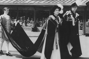 Le prince Philip avec la reine Elizabeth II, le 17 juin 1957
