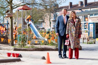 La reine Maxima et le roi Willem-Alexander des Pays-Bas à Amersfoort, le 23 avril 2021