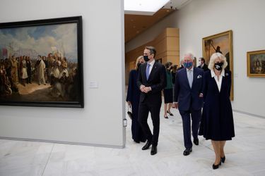 Le prince Charles et la duchesse de Cornouailles Camilla à la Galerie nationale d’Athènes, le 24 mars 2021