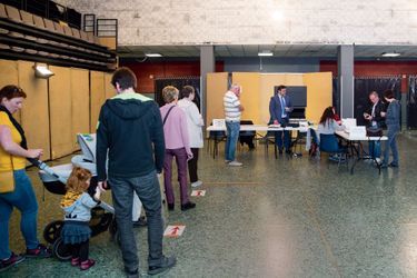 Le 26 mai, dans un bureau de vote de Montereau-Fault-Yonne.