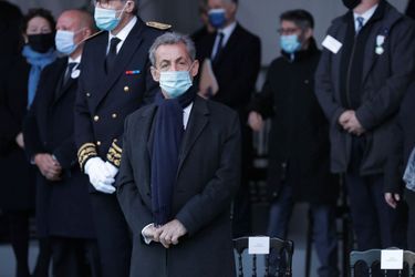 Nicolas Sarkozy jeudi lors d'une cérémonie aux Invalides pour la deuxième Journée nationale d'hommage aux victimes du terrorisme.