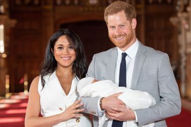 Meghan Markle au côté du prince Harry et de leur fils Archie le 8 mai 2019 à Windsor