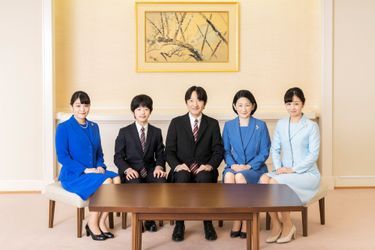 Portrait pour la nouvelle année du prince héritier du Japon Fumihito d&#039;Akishino, de la princesses Kiko et de leurs enfants. Photo réalisée à leur domicile à Tokyo, le 5 décembre 2020 et diffusée le 1er janvier 2021