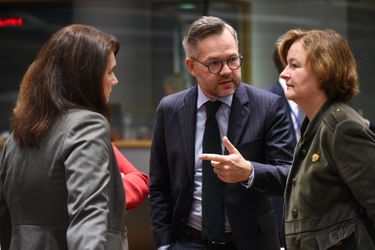 Michael Roth, ministre allemand chargé des Affaires européennes, et Nathalie Loiseau, son homologue française, à Bruxelles, en novembre 2018.
