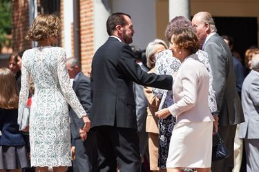 La reine Letizia d&#039;Espagne à côté de ses parents à la communion de Leonor à Madrid, le 20 mai 2015