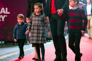 Les princes Louis et George et la princesse Charlotte de Cambridge, les trois enfants du prince William et de Kate Middleton, le 11 décembre 2020