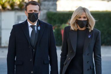 Emmanuel et Brigitte Macron lundi à Colombey-les-deux-Eglises.