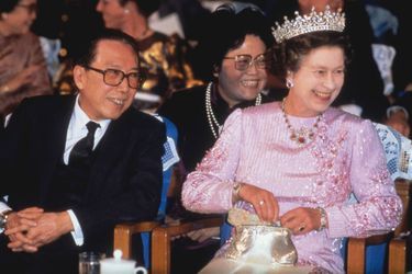 La reine Elizabeth II d'Angleterre à Pékin, en octobre 1986