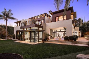 La villa de Matt Damon à Pacific Palisades (Los Angeles) a été mise en vente pour 21 millions de dollars (janvier 2021)