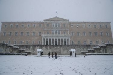 Devant le Parlement à Athènes.