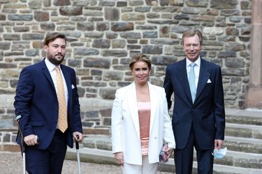 Le prince Sébastien, la grande-duchesse Maria Teresa et le grand-duc Henri de Luxembourg à l'abbaye de Clervaux, le 19 septembre 2020