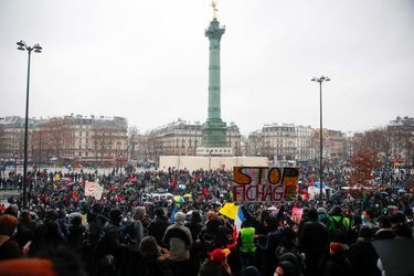 Manifestation contre la proposition de loi "sécurité globale" à Paris, le 16 janvier 2021.